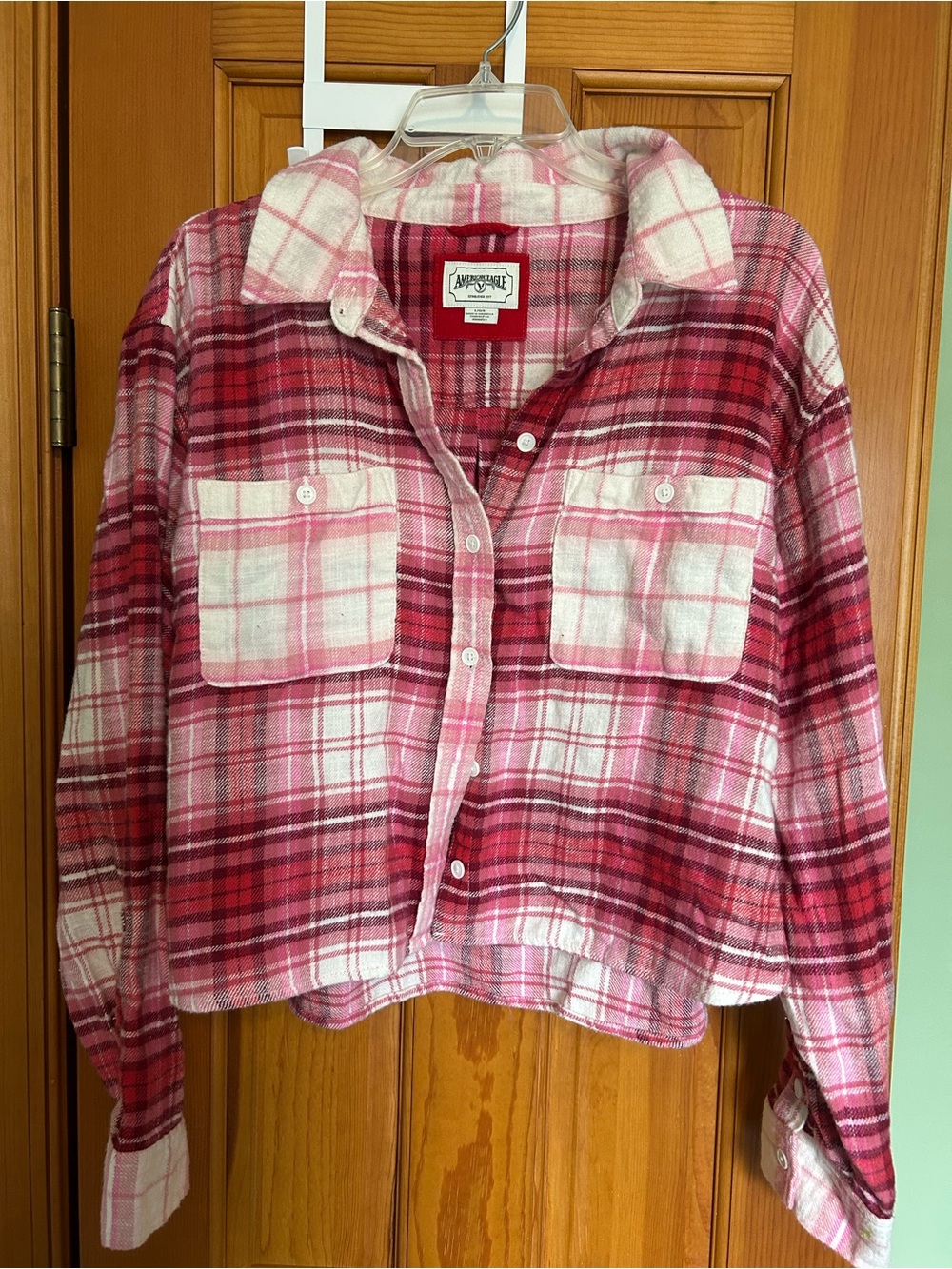 American Eagle Cropped Pink Flannel